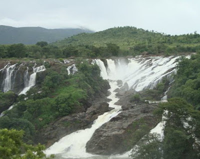 Picture of Shivanasamudra Falls near Mysore Karnataka