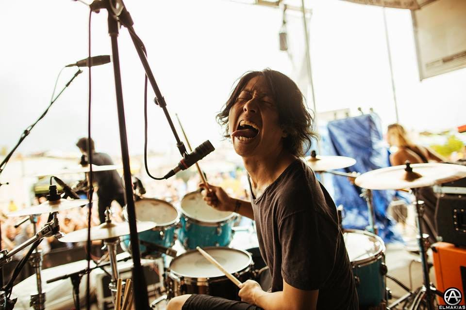 http://oorindonesia.blogspot.com/2014/10/kumpulan-foto-tomoya-one-ok-rock.html