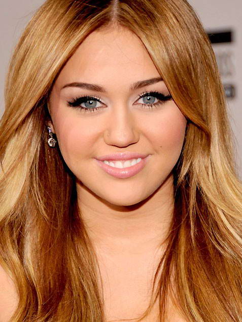 miley cyrus makeup. Miley Cyrus has incredible