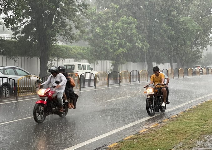 Uttar Pradesh weather forecast today : आज इन 53 जिलों में होगी भारी बारिश,  बारिश में 11% की बढ़ोतरी, जानें अपने जिले का हाल