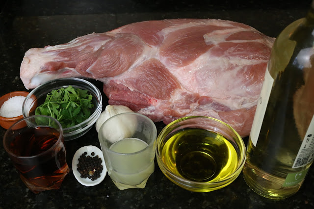 Ingredientes para paleta de cerdo al horno