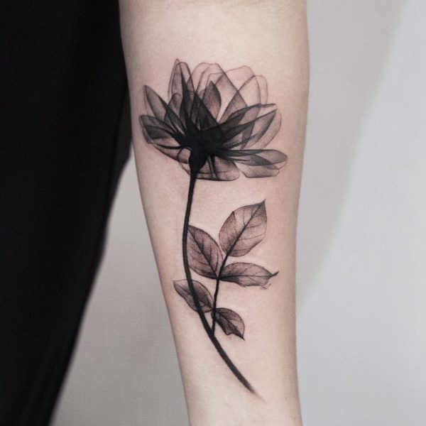 Tatuagens femininas - 110 fotos e ideias de diversos estilos e posições