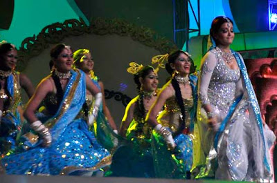 Aishwarya Rai Perform at Star Screen Awards