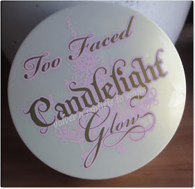 Iluminador Candlelight Glow de TOO FACED