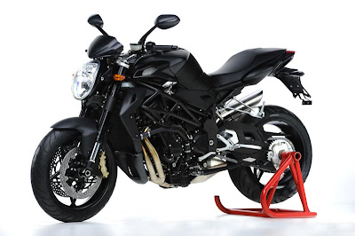 2011 MV Agusta Brutale 920 First Look 