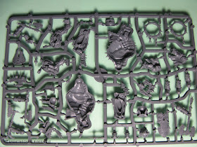 Skullcrushers of Khorne sprues Warriors of Chaos