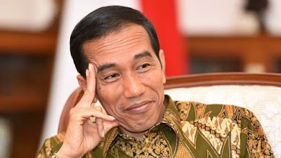 Dua Sikap Jokowi Soal BLT: Dulu Menolak, Kini Tebar di Mana-mana