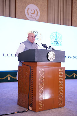 President LCCI Mian Noman Kabir is addressing LCCI Achievement Awards 2022 distribution