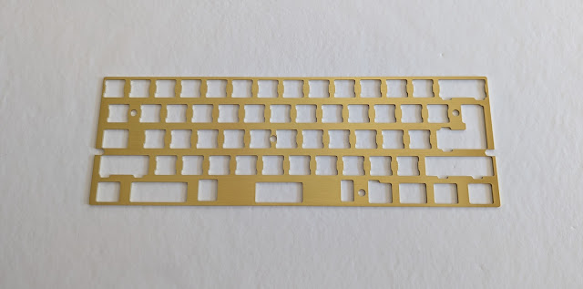 Brass plate 60% - montar teclado custom
