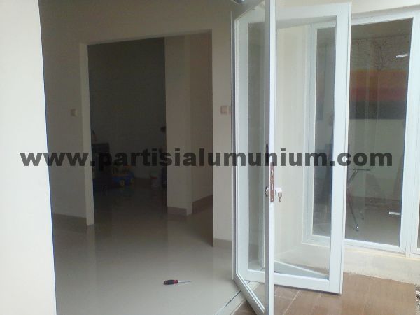 Partisi Aluminium kaca  partisi kaca  frameless  kanopi 