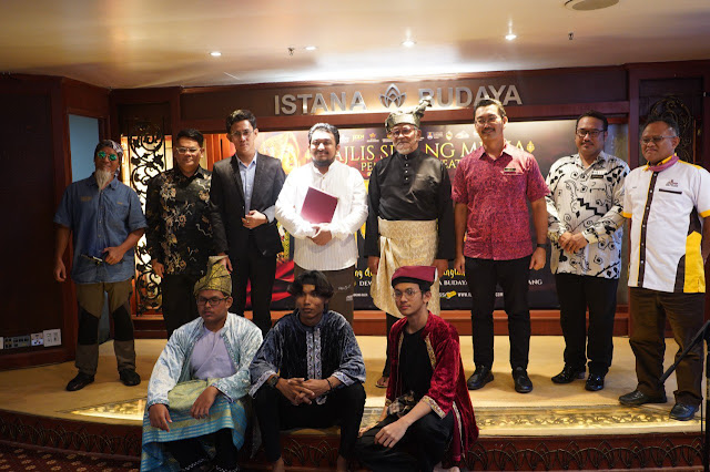 Barisan tenaga Teater Tanjong