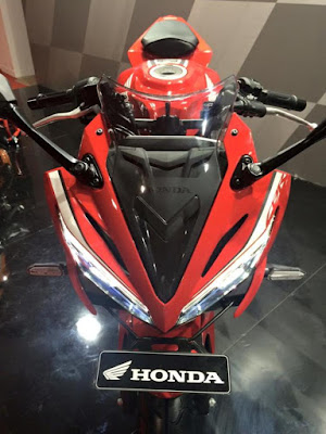 2016 Honda CBR150R Facelift front led light image