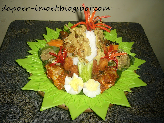 dapoer imoet Tumpeng  Imoet