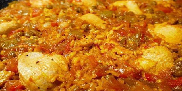  Arroz con Pollo y Verduras