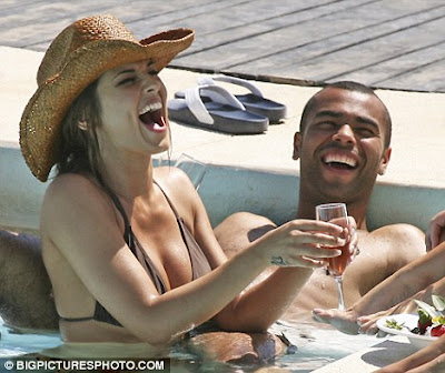 cheryl cole hot. Cheryl Cole Hot Bikini Pics