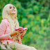 Hunting Foto Model Berhijab