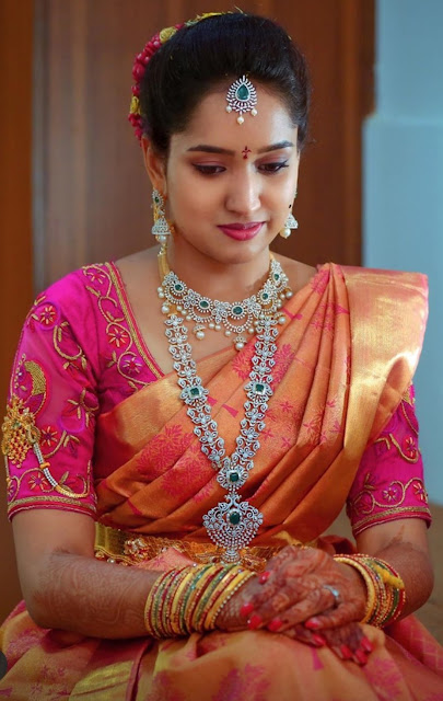 Bride in Jhumka Pattern Diamond Haram