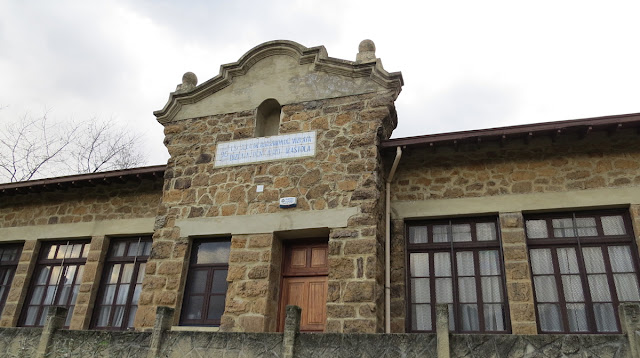 escuelas de Larrazábal