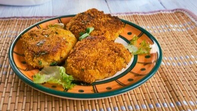 केळ्याचे कटलेट  ( banana cutlet ) tikki recipe in marathi