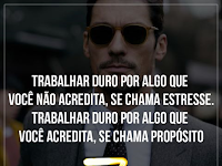 Trabalhar Duro Por Algo Que Não Acredita Chama Se Estresse