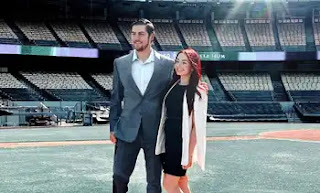 Inside Trevor Bauer And Rachel Luba S Relationship