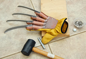 Assembling Freddy Krueger Worbla glove 