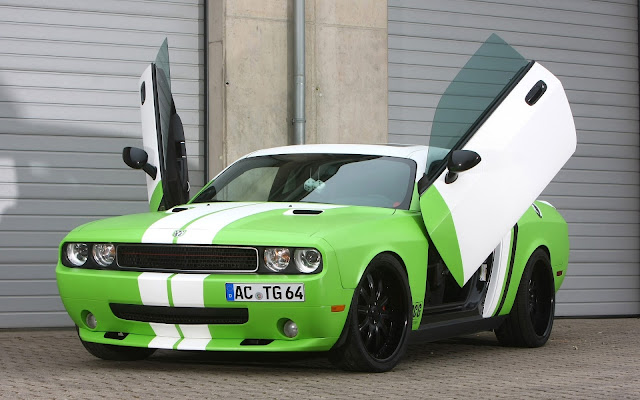 Dodge Wrapped Challenger SRT 8 Wallpapers