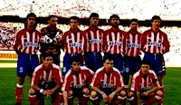 CLUB ATLÉTICO DE MADRID - Madrid, España - Temporada 1995-96 - López, Molina, Vizcaíno, Kiko, Caminero, Geli y Penev; Simeone, Santi, Pantic y Toni - CLUB ATLÉTICO DE MADRID 2 (Simeone y Kiko), ALBACETE 0 - 25/05/1996 - Liga de 1ª División, jornada 42 - Madrid, estadio Vicente Calderón - Último partido de la Liga 1995-96, que ganó el At. MADRID, bajo la dirección de Radomir Antic