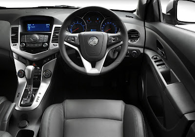 2009 Holden Cruze interior