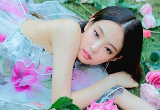 download lagu JENNIE (from BLACKPINK) - SOLO