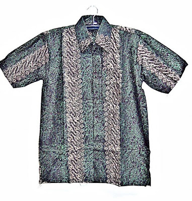 Batik Shirt Hems for a Meeting