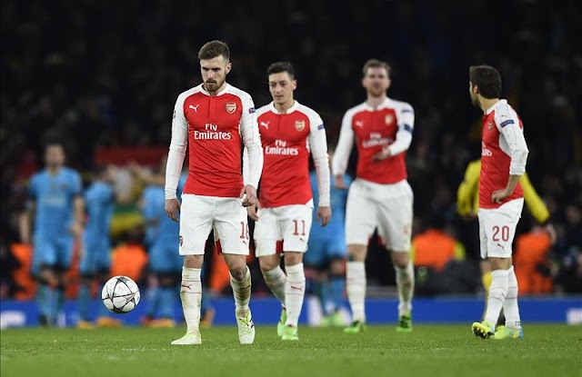 Arsenal perde e se complica na Champions League