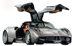2012-Pagani-Huayra-front