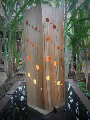 Lampu Hias Dari Kayu Bekas 7