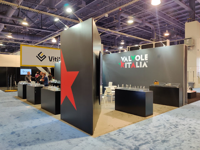 custom trade show exhibits