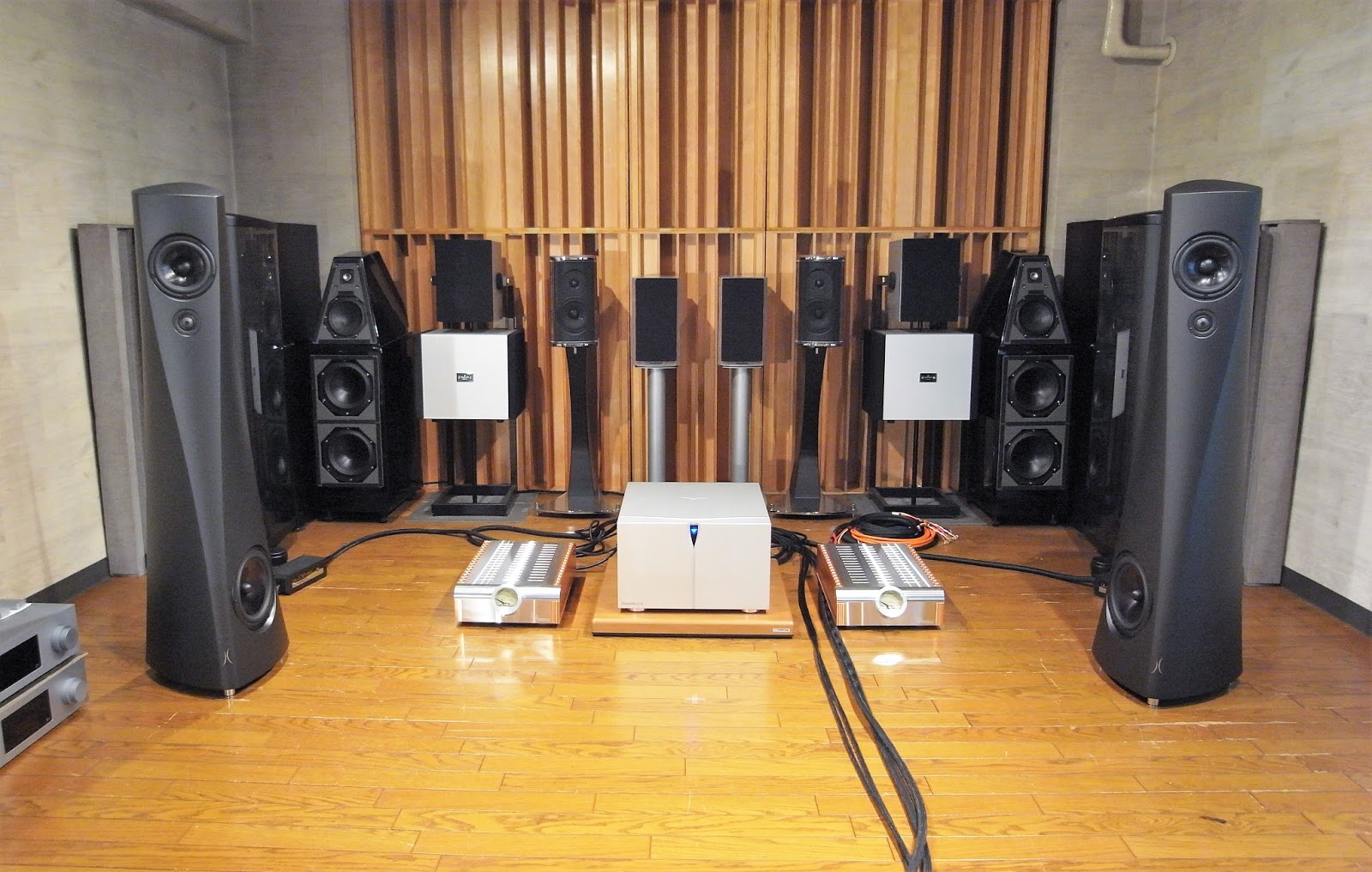 SIS AUDIO BLOG: 展示情報 新製品 ESTELON MODEL YBを常設展示致します!