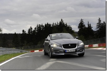 Jaguar-XJ-Sport-Speed-01-800x532