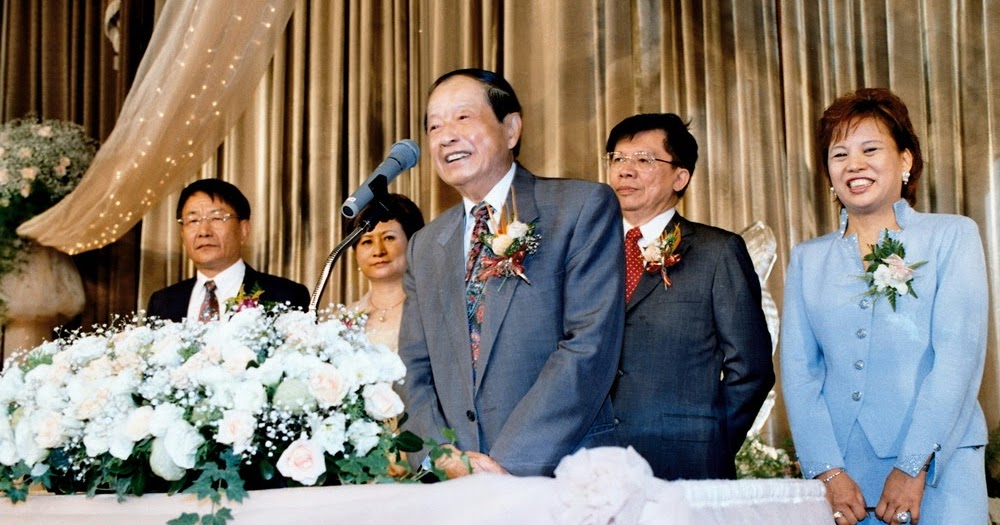婚禮當天如何配戴胸花 你配戴對了嗎 唯愛婚禮紀錄 媒人顧問