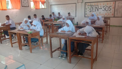 Sukses! Pelaksanaan Penilaian Akhir Tahun di MIS, MTs, dan MA An-Nuriyah Bontocini Berlangsung Lancar