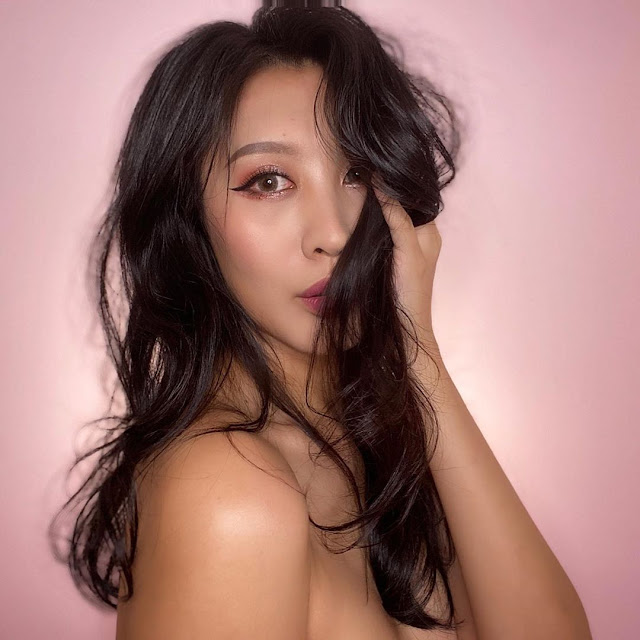 YaYa – Most Beautiful Transgender Model from China Instagram