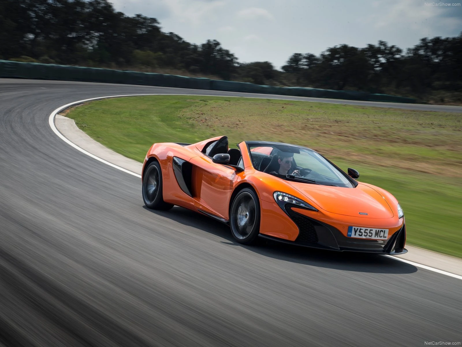 Hình ảnh siêu xe McLaren 650S Spider 2015 & nội ngoại thất