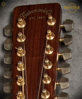 Neil Youngs Takamine F-400S