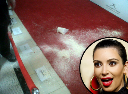 kim kardashian flour powder photo