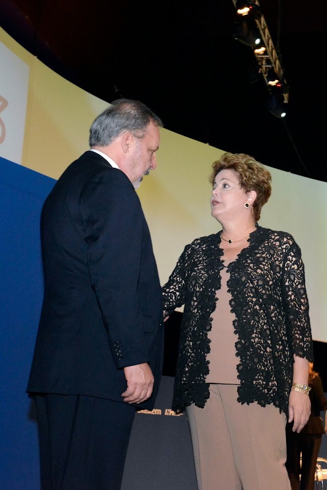 Dilma conversa com Armando novamente