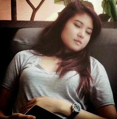 Gambar Bogel 7 Gambar Elizabeth Tan Menyebabkan Lelaki Goyang Lutut