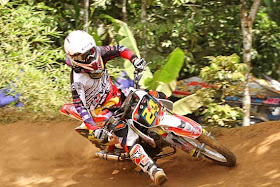 honda new blade grasstrack | honda new blade balap | honda new blade modifikasi