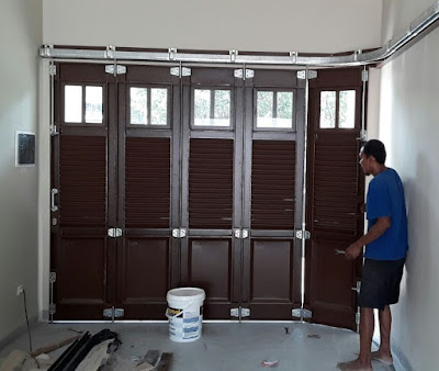 32 Model Pintu Garasi Sliding  Minimalis Modern Paling 