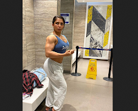 Heavyweight bodybuilder women