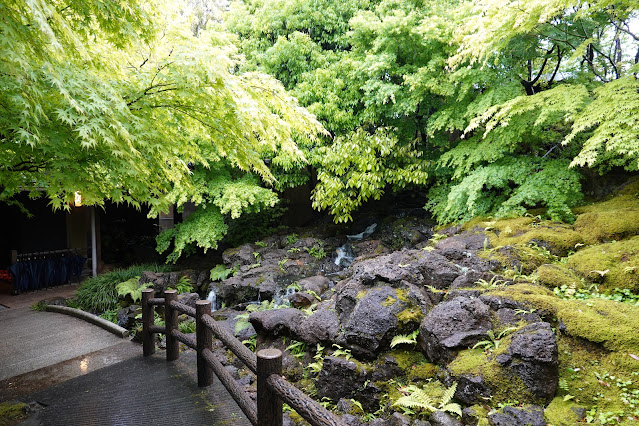 島根県松江市八束町波入 由志園