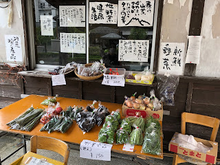野菜の路上販売